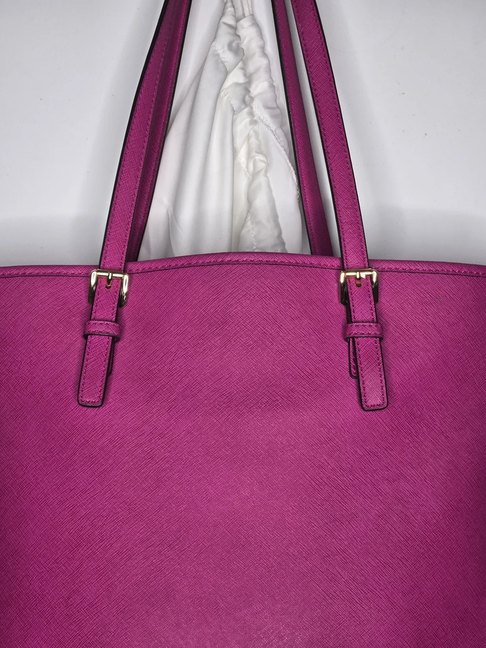 Michael Kors Jet Set Raspberry Saffiano Leather Large Top Zip Pocket Tote Bag